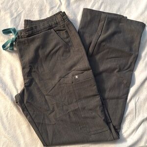 NWT Women’s Figs Yola Skinny S